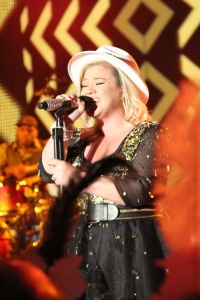 Kelly Clarkson, NYE, MGM Grand Vegas
